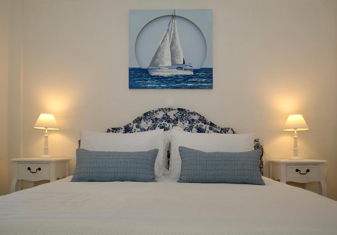 The Bluehouse - Spacious Top Floor Flat With Parking, By Mon Repos Beach Corfu  Экстерьер фото