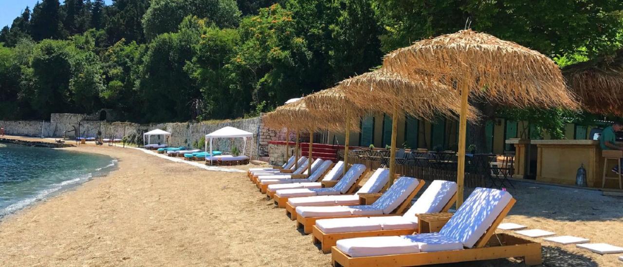The Bluehouse - Spacious Top Floor Flat With Parking, By Mon Repos Beach Corfu  Экстерьер фото